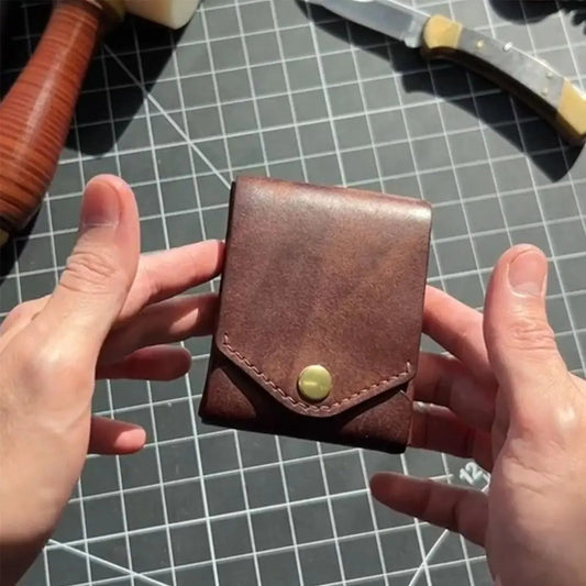 Multifunctional Slim Wallet – Waterproof & Travel-Ready